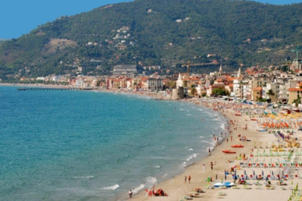 Bilocale A 15 Min Da Alassio E Albenga Lägenhet Ranzo-Borgo Exteriör bild